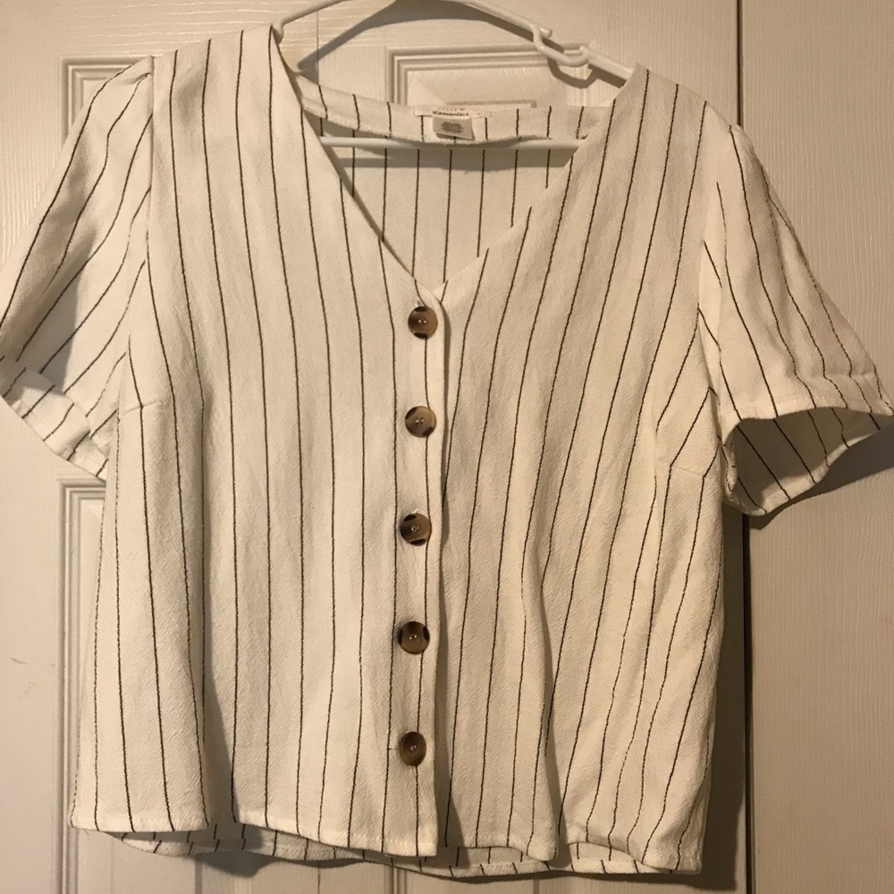 Blouse white and black